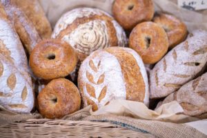 closeup freshly baked bread bagels